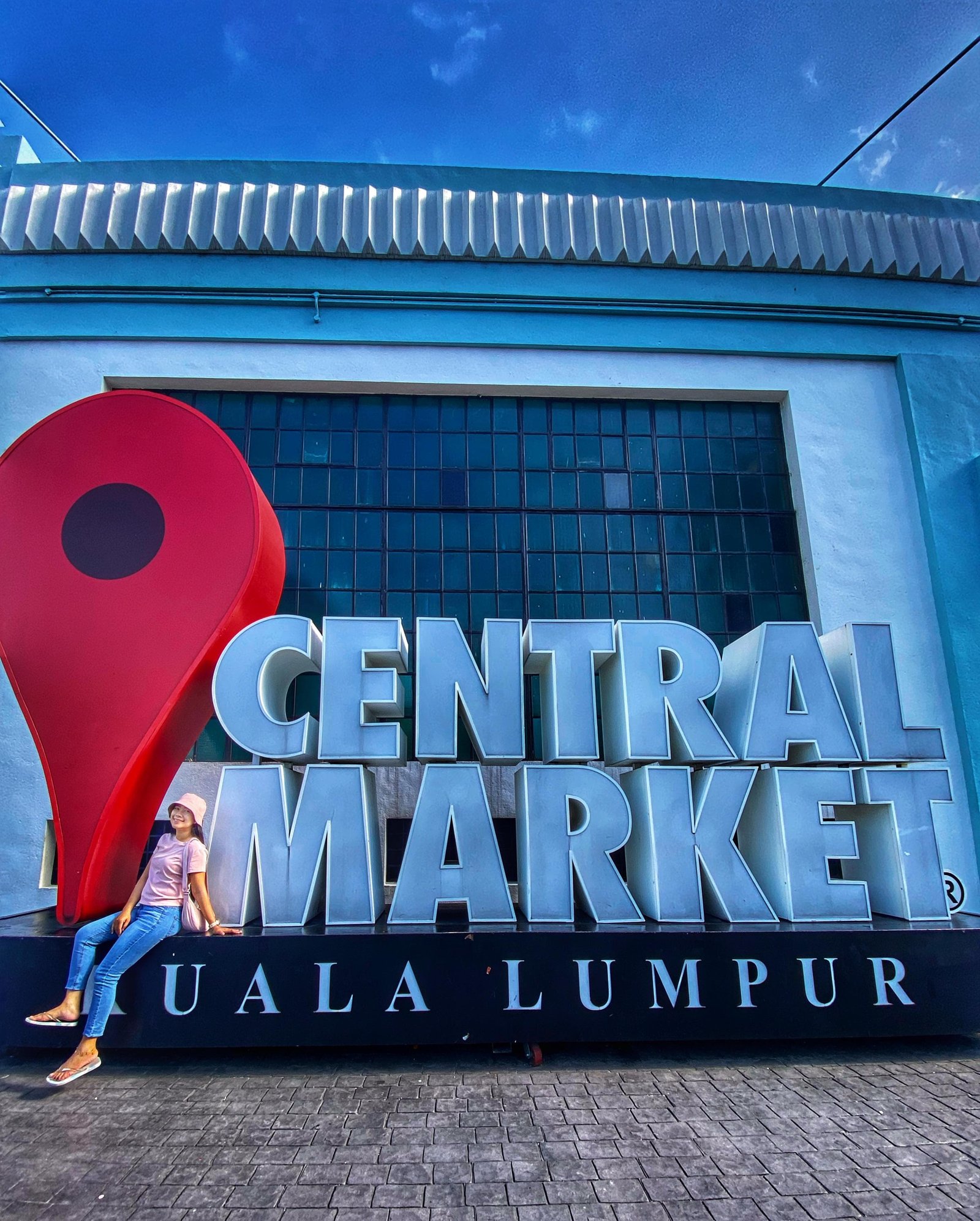 Tim Swan Tour & Organizer sedang berdiskusi